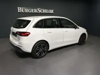 Gebraucht Mercedes B200 150 PS (110 kW) 2025 Unilack polarweiß Kleinwagen
