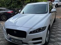 Gebraucht Jaguar F-Pace Prestige 179 PS (131 kW) 2018 Weiß SUV