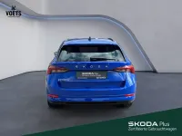Gebraucht Skoda Octavia Ambition 150 PS (110 kW) 2022 Blau Kombi