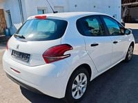 Gebraucht Peugeot 208 Style 99 PS (72 kW) 2018 Weiß Kleinwagen
