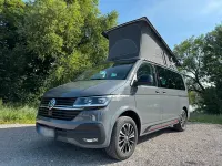 Gebraucht VW California Pure 150 PS (110 kW) 2023 Grau Van