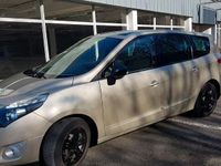 Gebraucht Renault Grand Scénic III Bose Edition 140 PS (102 kW) 2015 Gold Van / Kleinbus