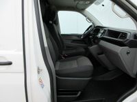 Używany VW Transporter 150 KM (110 kW) 2021 Biały Van