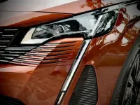 Gebraucht Peugeot 5008 GTi 131 PS (96 kW) 2022 Braun SUV