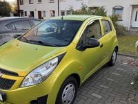 Second-hand Chevrolet Spark 68 CP (50 kW) 2011 Verde Hatchback