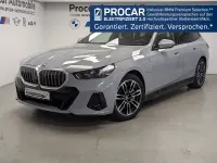 Gebraucht BMW 550e M Sport 489 PS (359 kW) 2025 Grau Kombi