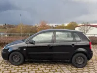 Gebraucht VW Polo Basis 64 PS (47 kW) 2003 Schwarz Kleinwagen