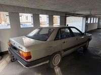 Gebraucht Audi 100 90 PS (66 kW) 1984 Grau Limousine