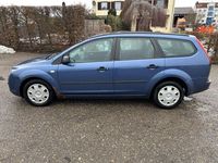 Gebraucht Ford Focus Ambiente 101 PS (74 kW) 2005 Blau Kombi