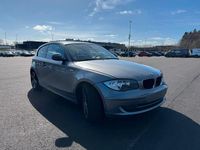 Gebraucht BMW 118 143 PS (105 kW) 2012 Grau Kleinwagen