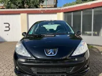 Gebraucht Peugeot 206+ 73 PS (53 kW) 2011 Schwarz Kleinwagen