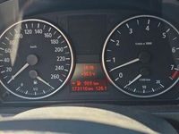 Gebraucht BMW 325 218 PS (160 kW) 2005 Grau Limousine