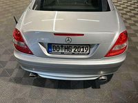 Second-hand Mercedes SLK200 163 CP (119 kW) 2004 Argintiu Cabrio