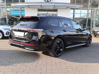 Neu VW Passat R-line 150 PS (110 kW) 2025 Grenadillschwarz metallic Kombi