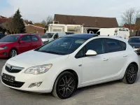 Gebraucht Opel Astra Design Edition 116 PS (85 kW) 2011 Weiß Limousine