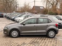 Usata VW Polo Trendline 69 CV (50 kW) 2011 Grigio Berlina