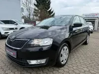 Gebraucht Skoda Rapid Active 86 PS (63 kW) 2013 Schwarz Kleinwagen