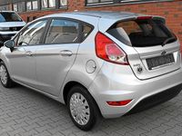 Gebraucht Ford Fiesta Trend 95 PS (69 kW) 2014 Silber Kleinwagen