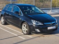 Gebraucht Opel Astra Cosmo 116 PS (85 kW) 2009 Schwarz Kleinwagen