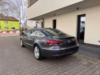 Gebraucht VW Passat Basis 140 PS (102 kW) 2012 Grau Limousine