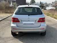 Gebraucht Mercedes B200 136 PS (100 kW) 2005 Silber Van / Kleinbus
