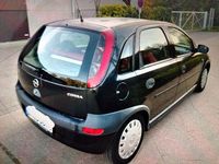 Second-hand Opel Corsa Comfort 58 CP (42 kW) 2001 Negru Hatchback