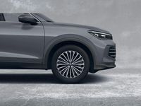 Gebraucht VW Tiguan Elegance 150 PS (110 kW) 2024 Grau SUV