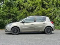Gebraucht Renault Clio Dynamique 75 PS (55 kW) 2009 Beige Limousine