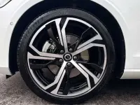 Gebraucht Volvo V60 Plus 197 PS (144 kW) 2025 Weiß Kombi