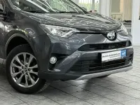 Gebraucht Toyota RAV4 Team 155 PS (114 kW) 2018 Grau SUV