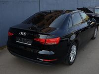 Gebraucht Audi A4 Premium 150 PS (110 kW) 2016 Schwarz Limousine