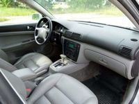 Gebraucht VW Passat 150 PS (110 kW) 2002 Silber metallic Kombi