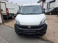 Gebraucht Fiat Doblò 95 PS (69 kW) 2017 Weiß Van / Kleinbus