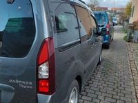 Gebraucht Peugeot Partner Tepee Allure 120 PS (88 kW) 2018 Grau Van / Kleinbus