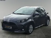 Gebraucht Toyota Yaris Hybrid Active 116 PS (85 kW) 2025 Grau Limousine