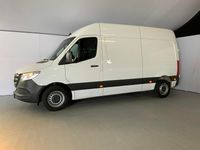 Gebraucht Mercedes Sprinter 150 PS (110 kW) 2023 Arktikweiß Van