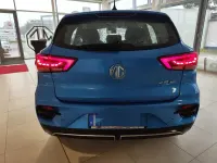 Gebraucht MG ZS Comfort 130 kW (177 PS) 2022 Blau (metallic) Limousine