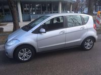 Gebraucht Mercedes A180 Edition 109 PS (80 kW) 2010 Silber Limousine