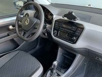 Gebraucht VW e-up! 61 kW (83 PS) 2021 Silber zweifarbig / metallic Kleinwagen