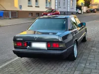 Gebraucht Mercedes 190 122 PS (89 kW) 1989 Schwarz Limousine