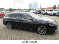 Gebraucht Skoda Superb 150 PS (110 kW) 2024 Ebony schwarz metallic Kombi