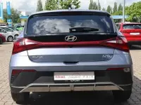 Neu Hyundai i20 Blackline 90 PS (66 kW) 2026 Gelb Kleinwagen