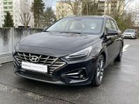 Gebraucht Hyundai i30 120 PS (88 kW) 2023 Schwarz Kombi