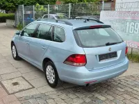 Gebraucht VW Golf VI Comfortline 105 PS (77 kW) 2010 Heaven blue metallic Kleinwagen