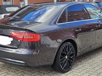 Gebraucht Audi A4 Black Edition 170 PS (125 kW) 2012 Limousine