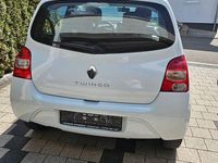 Używany Renault Twingo Dynamique 75 KM (55 kW) 2011 Biały Hatchback