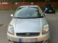 Gebraucht Ford Fiesta 80 PS (58 kW) 2007 Silber Kleinwagen