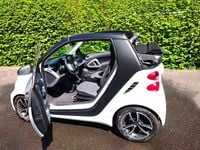 Używany Smart ForTwo Cabrio Passion 71 KM (52 kW) 2012 Biały Kabriolet