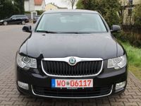 gebraucht Skoda Superb 2.0 TDI CR Elegance " Aus 1.Hand "