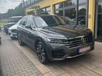 Gebraucht VW Touareg R-line 286 PS (210 kW) 2018 Grau SUV